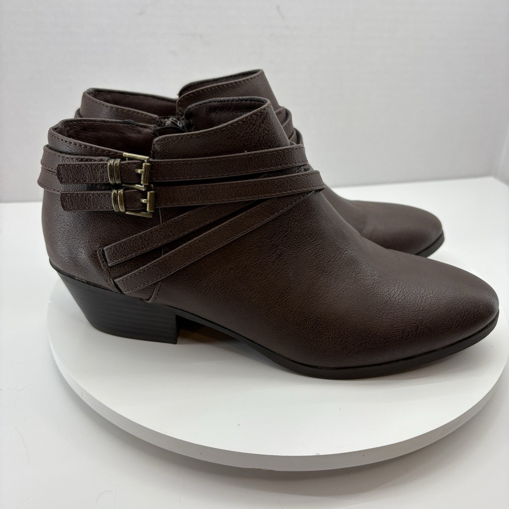 Style & Co Willoww Booties‎ Women's Size 8M Chocolate Zip Up